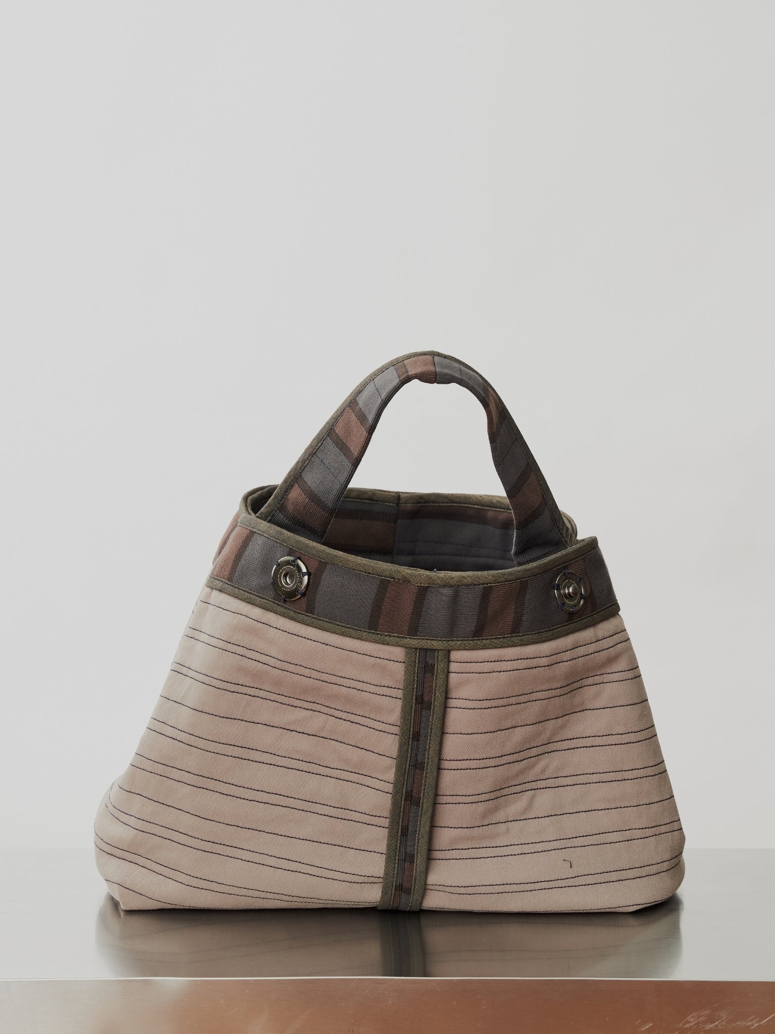 Bucket in Luma