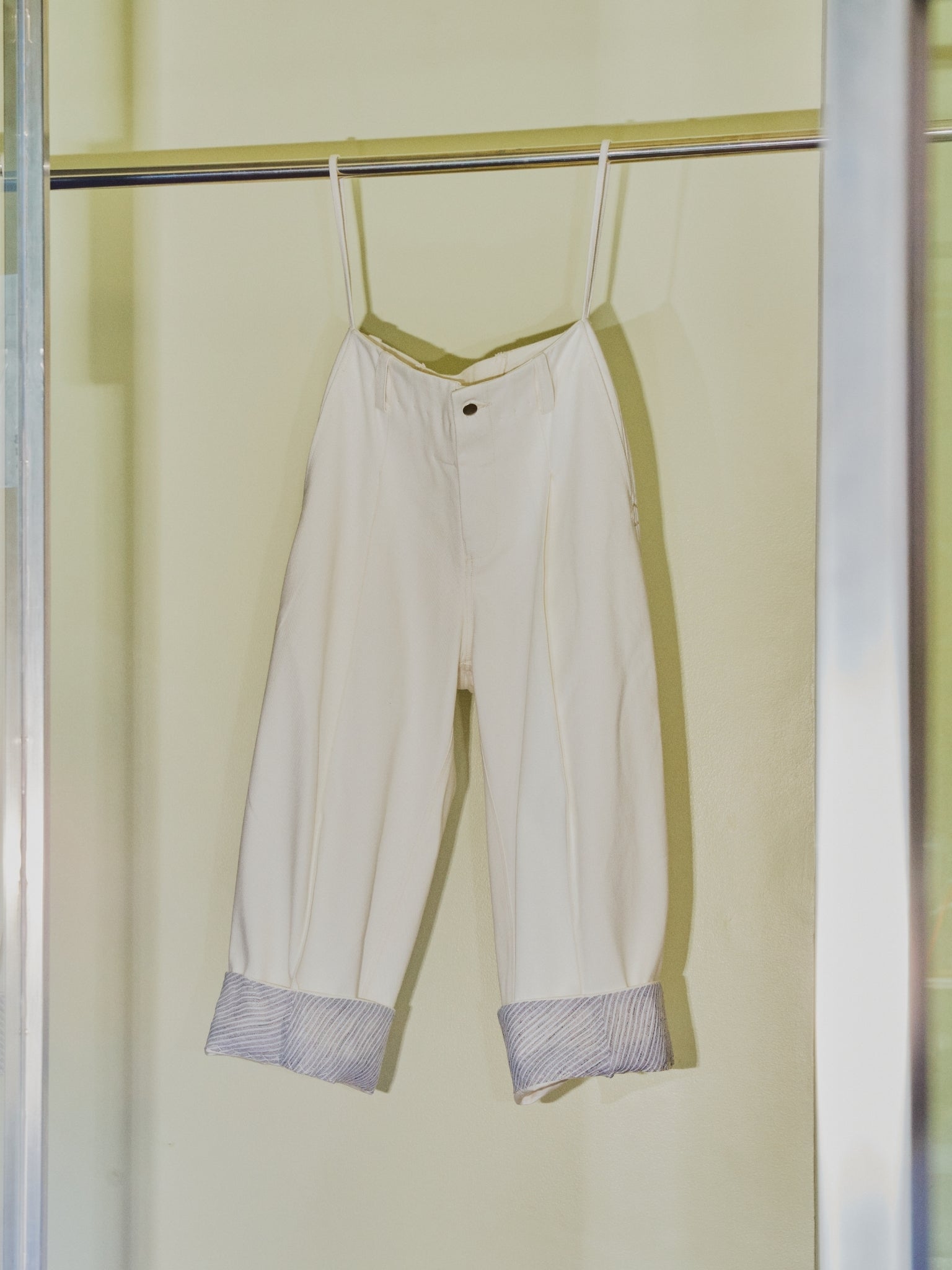 Kayod Jeans in Cream Canvas