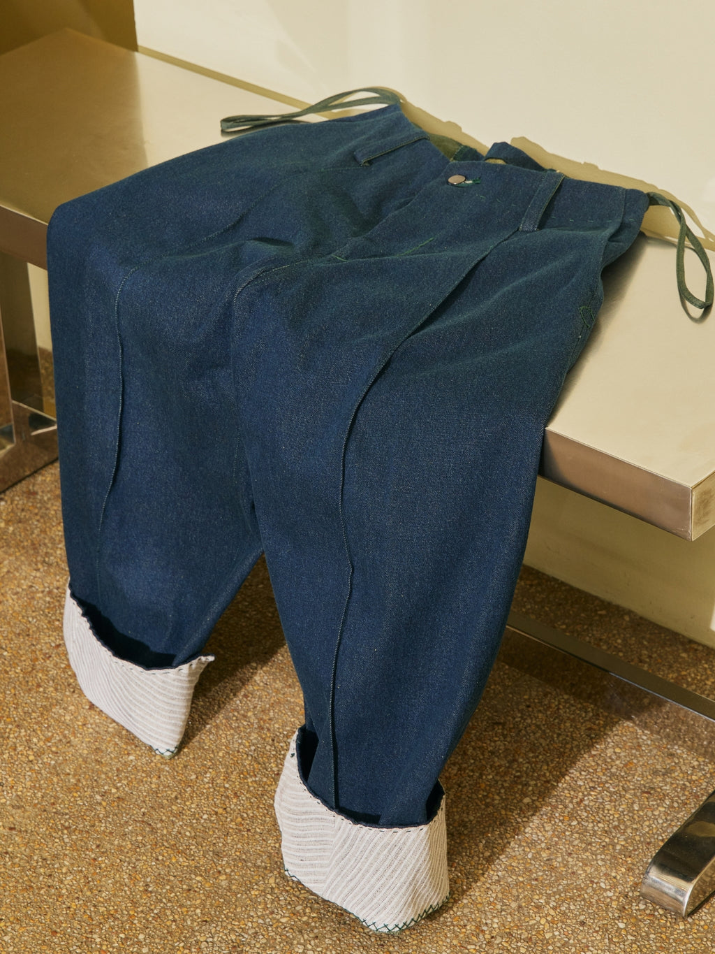 Kayod Jeans in Edition 4