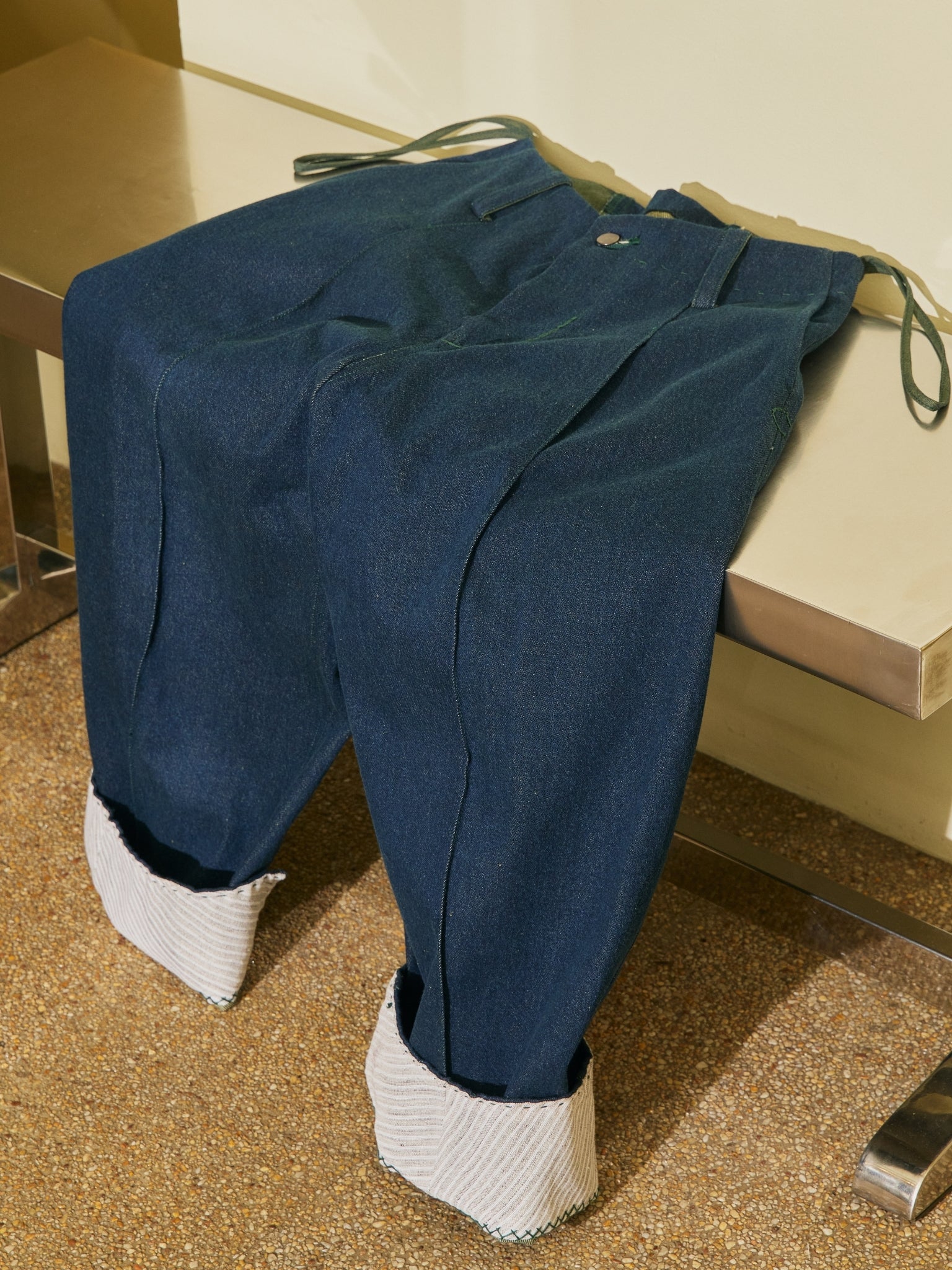 Kayod Jeans in Edition 4