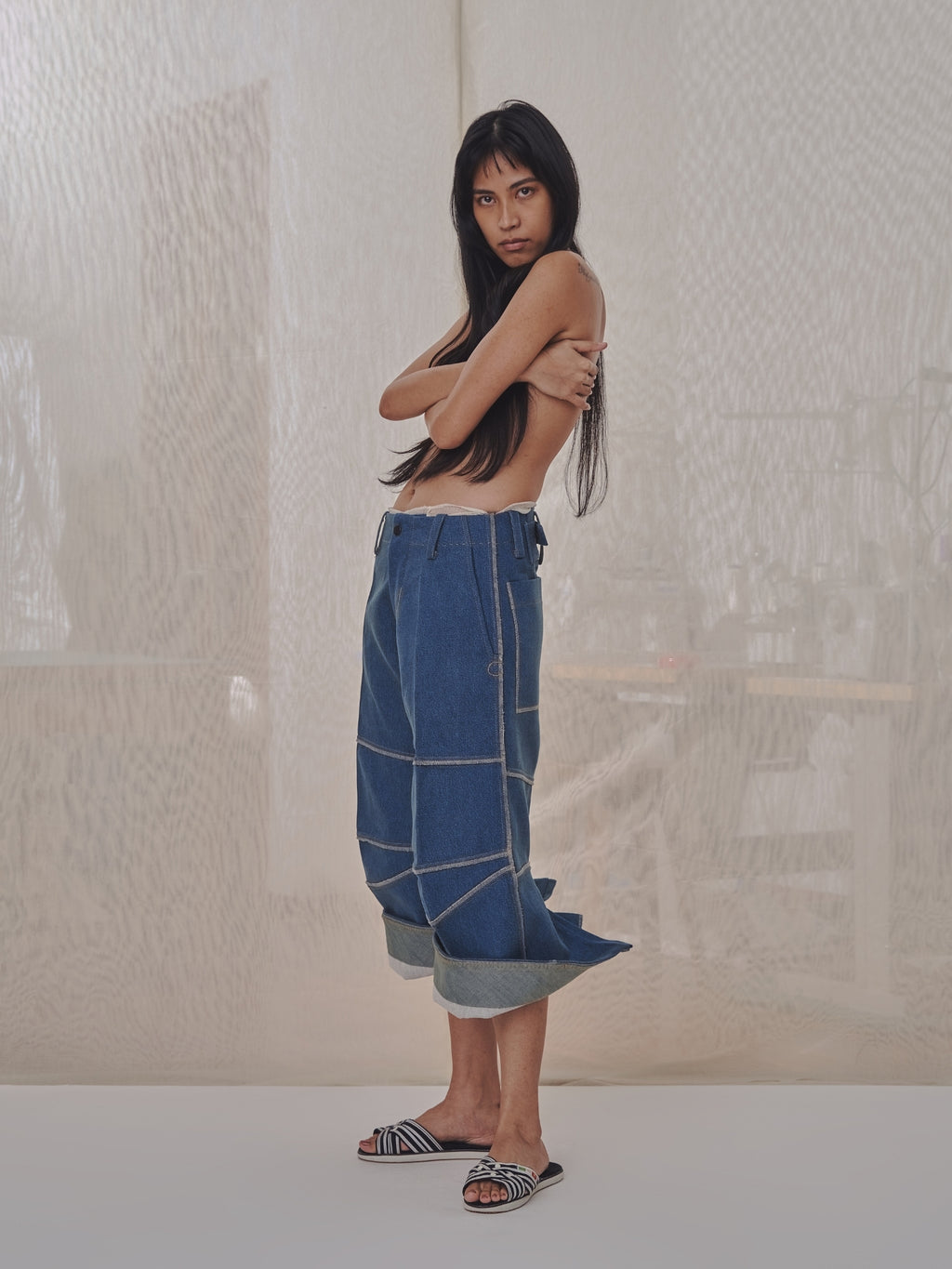Knee Jeans in Edition 1