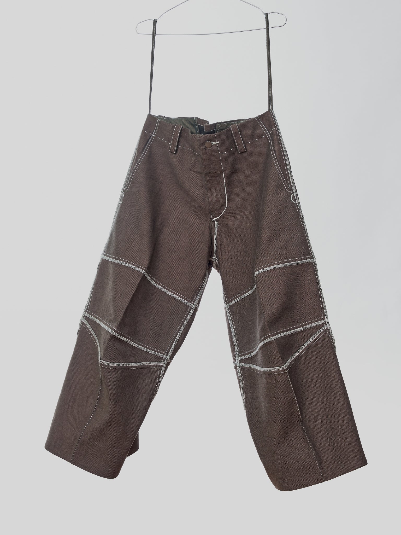 Knee Jeans in Edition 6