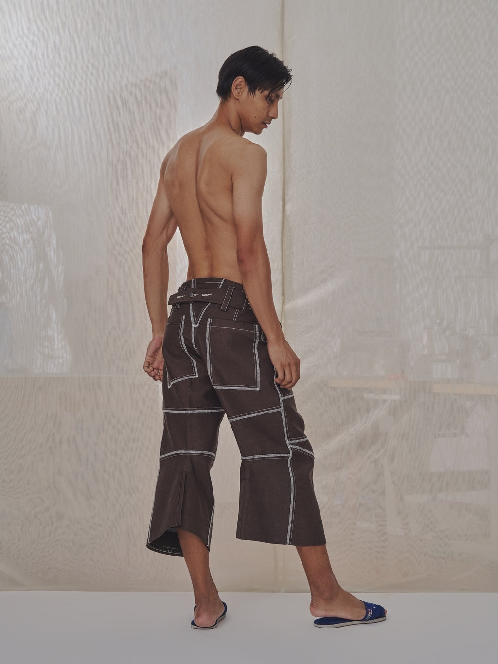 Knee Jeans in Edition 6