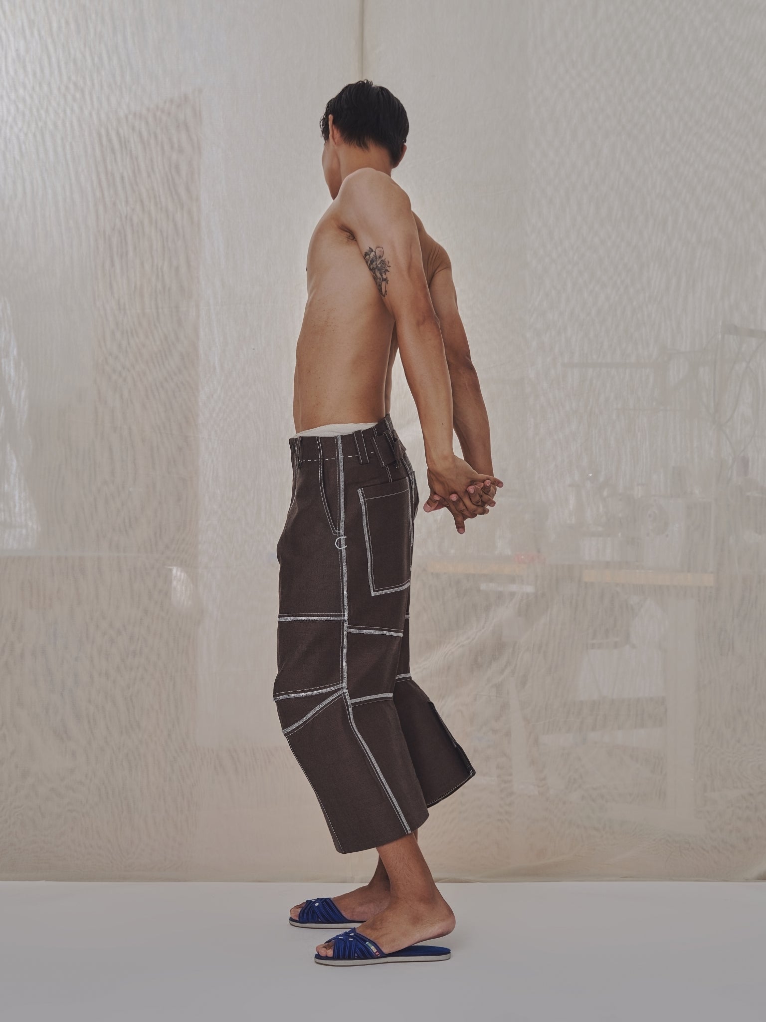 Knee Jeans in Edition 6