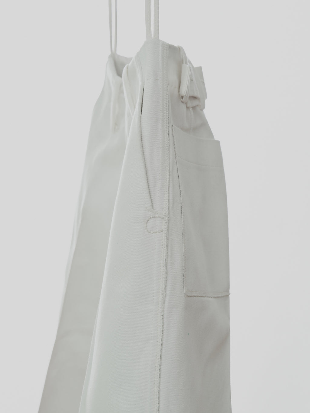 Liya Classic Cuffed Jeans in Cream Canvas
