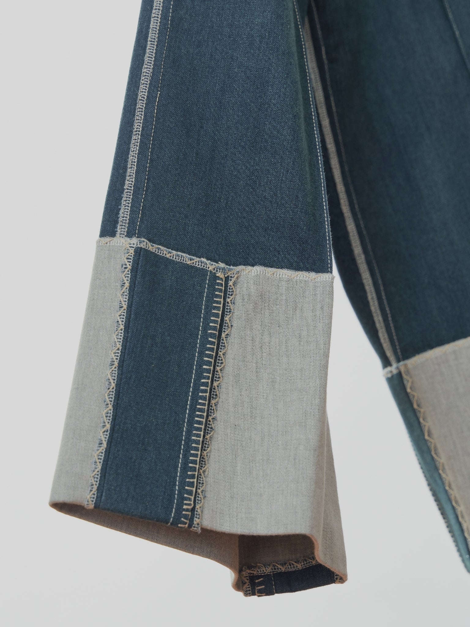 Liya Classic Cuffed Jeans in Edition 2
