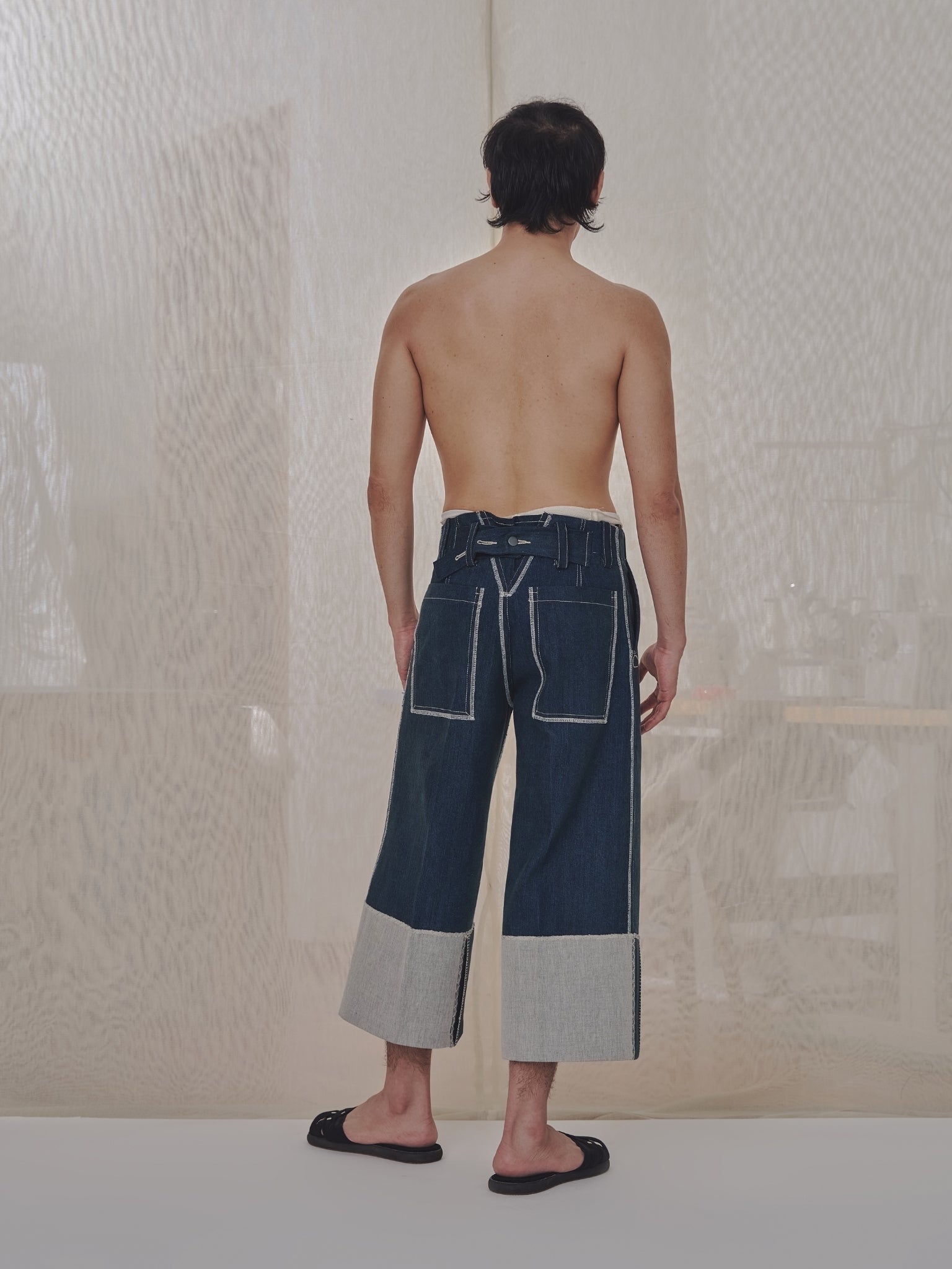 Liya Classic Cuffed Jeans in Edition 2