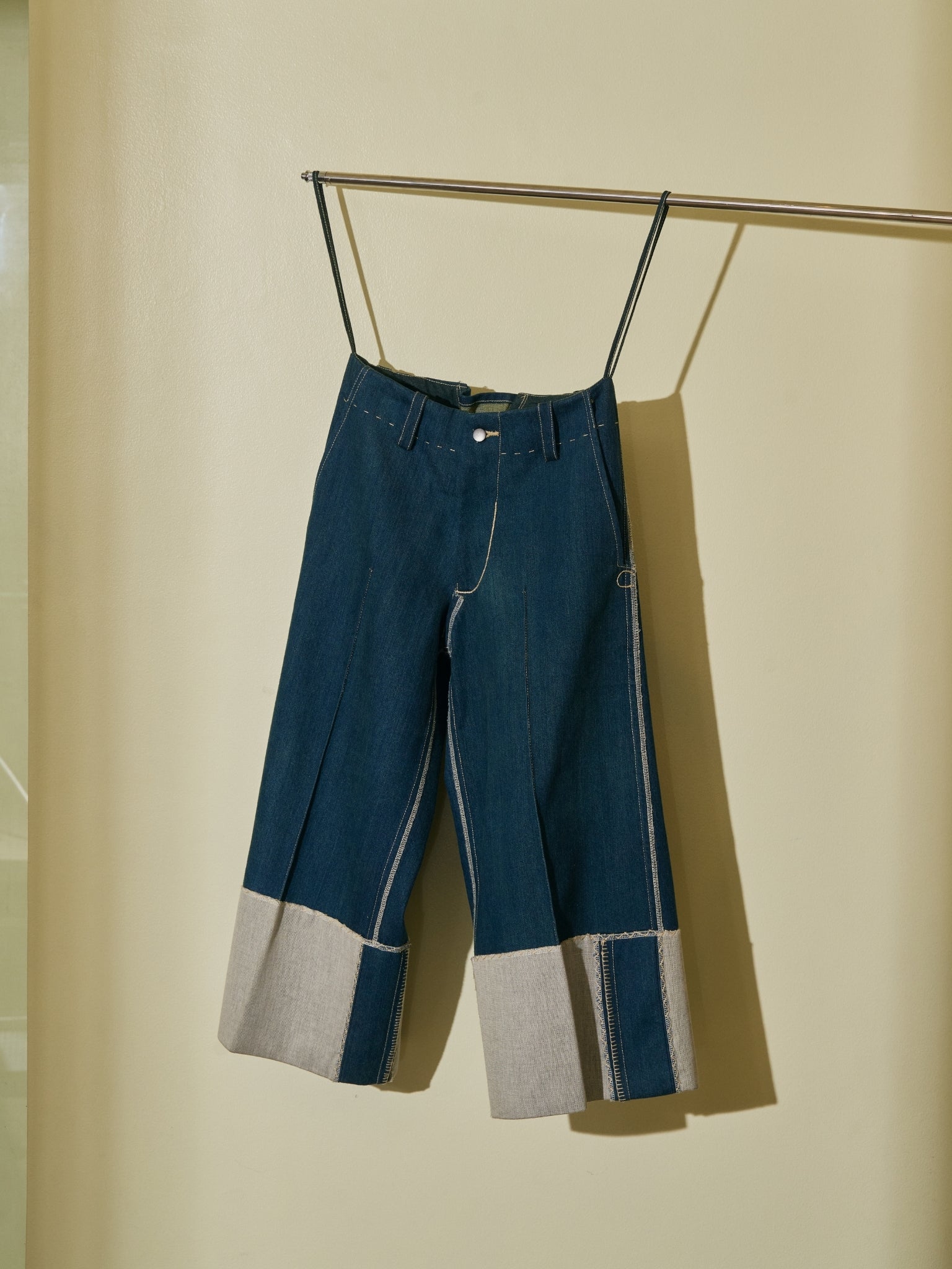 Liya Classic Cuffed Jeans in Edition 2