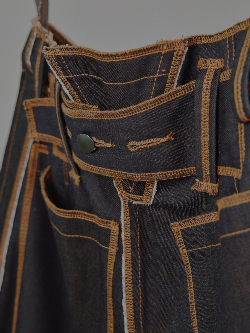 Sakay Shorts in Choco Denim
