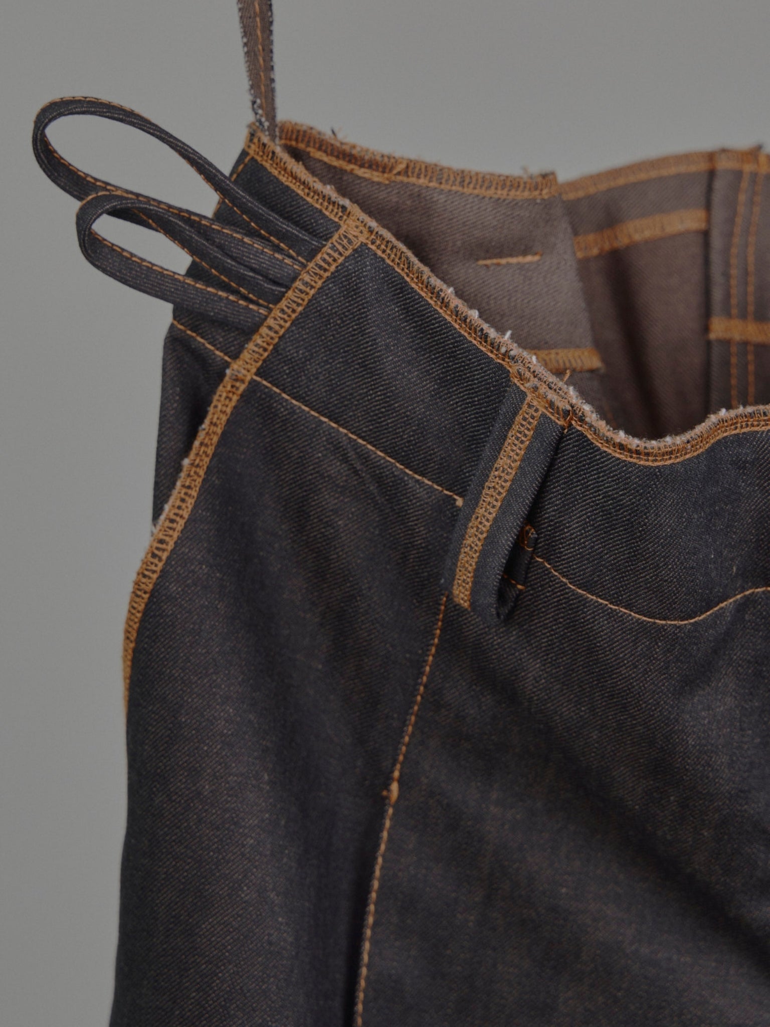Sakay Shorts in Choco Denim