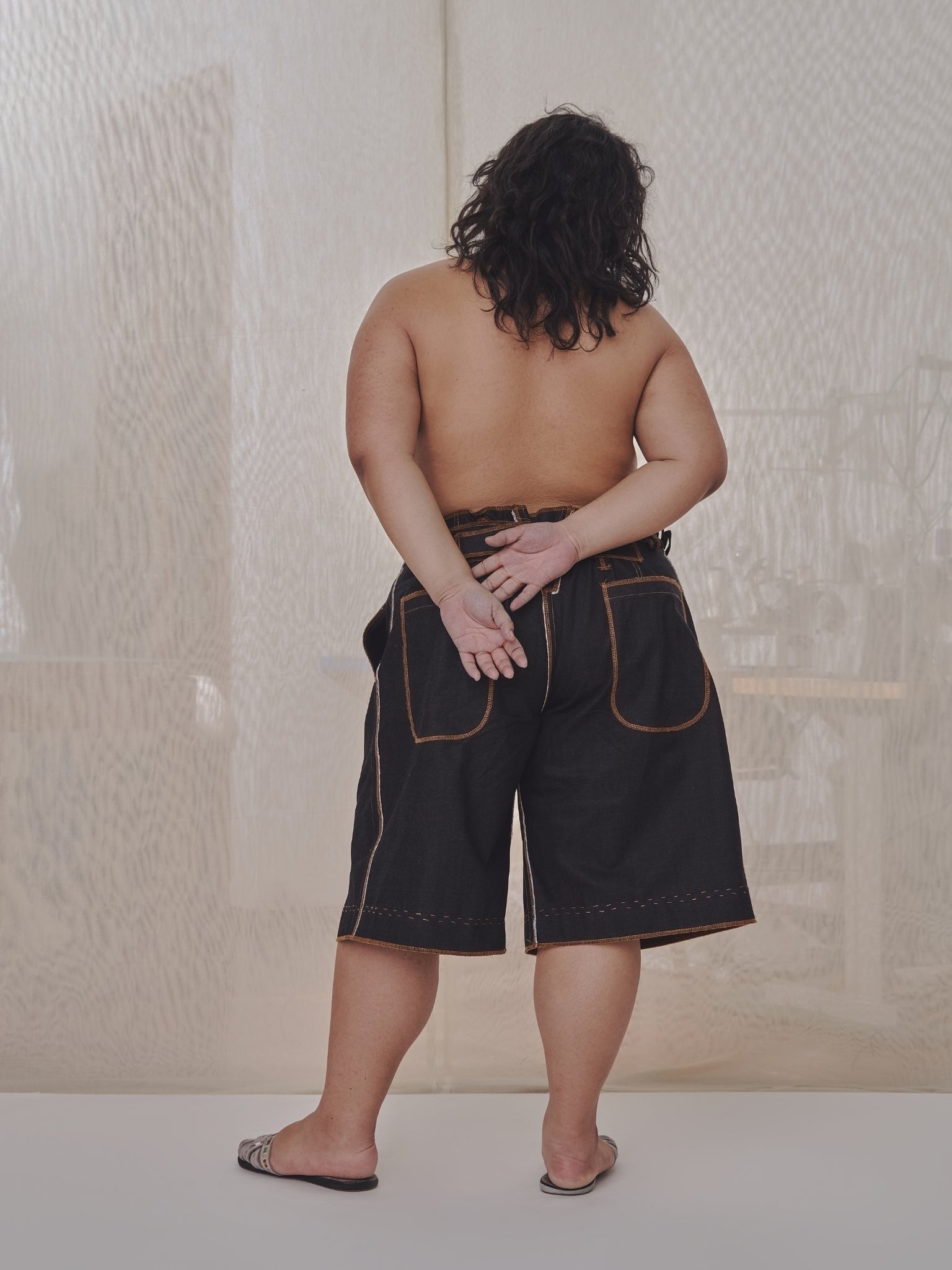 Sakay Shorts in Choco Denim